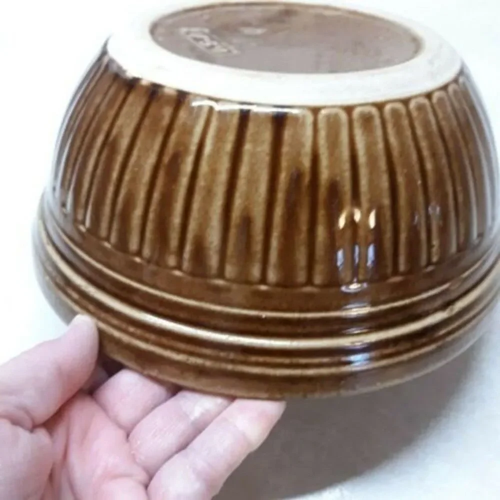 Ribbed Ceramic Pottery Mixing Bowl Brown Made in USA 5